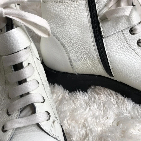 TOSCA BLU White Leather Combat/Moto Boots - Picture 4 of 9